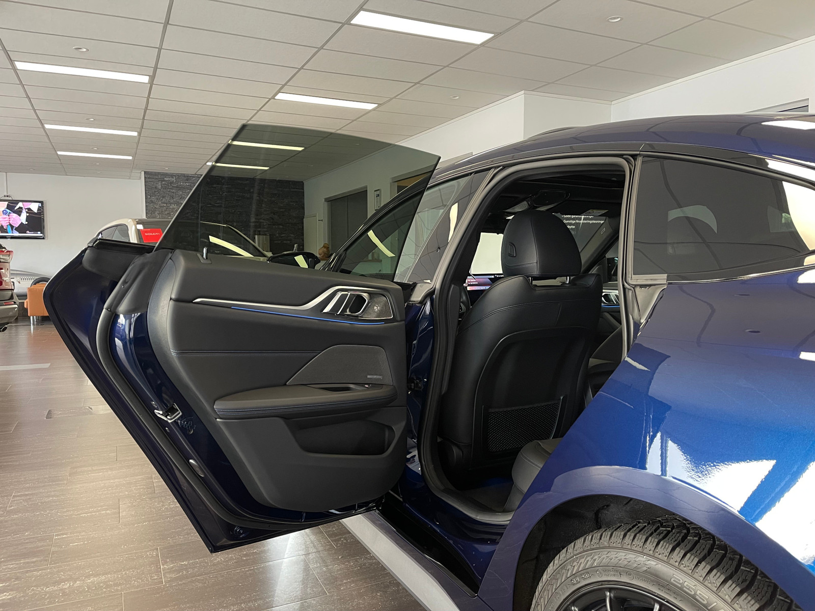BMW i4 M50