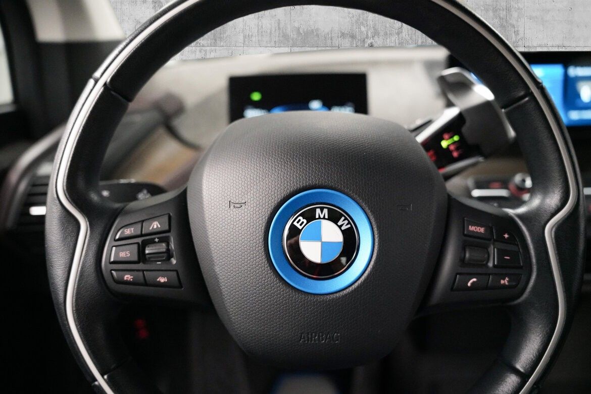 BMW i3