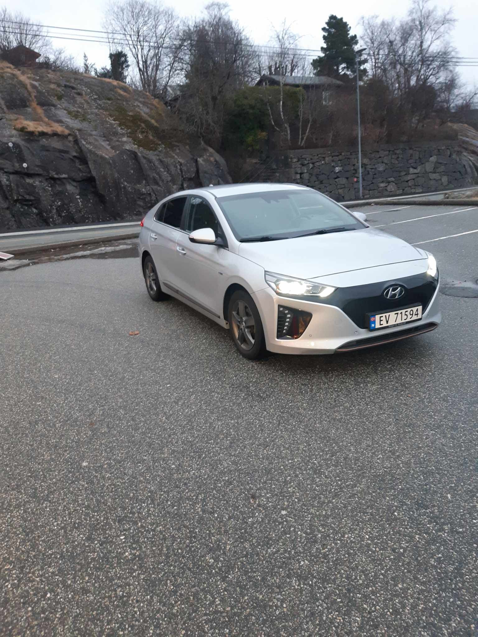 Hyundai IONIQ