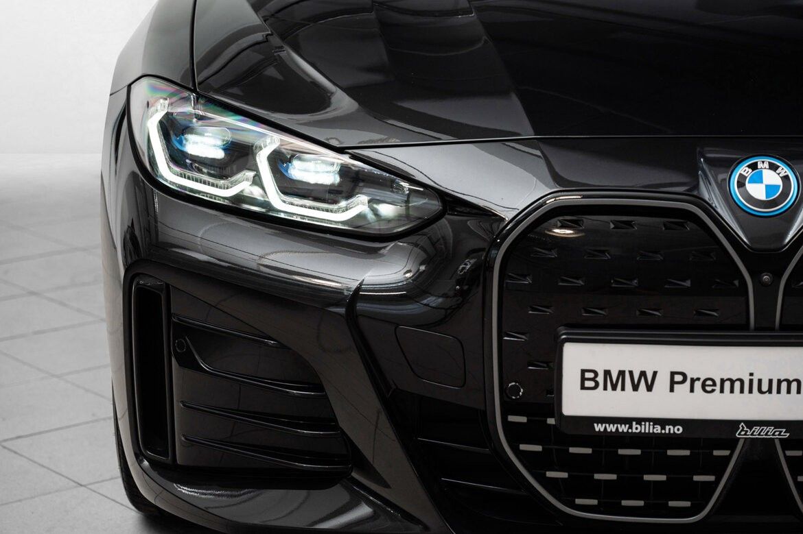 BMW i4 M50