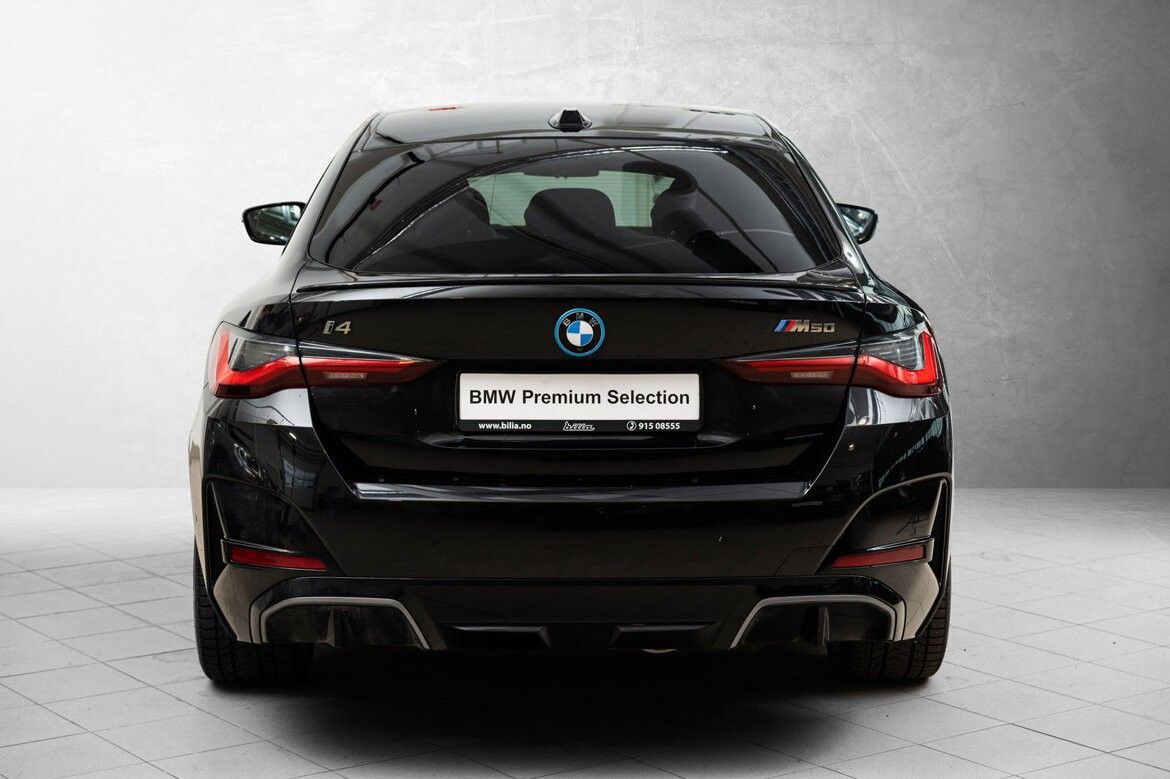 BMW i4 M50