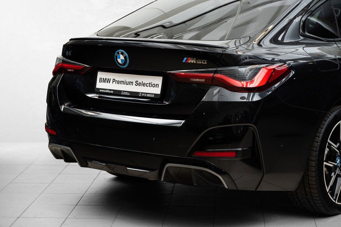 BMW i4 M50