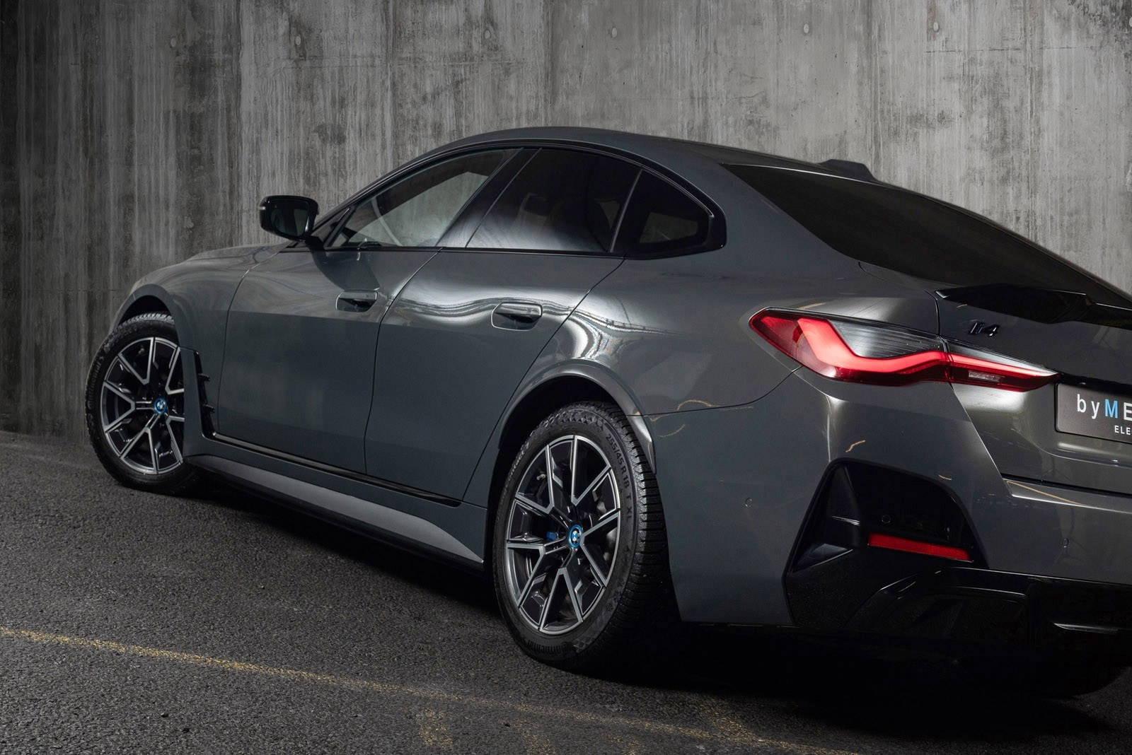 BMW i4 M50