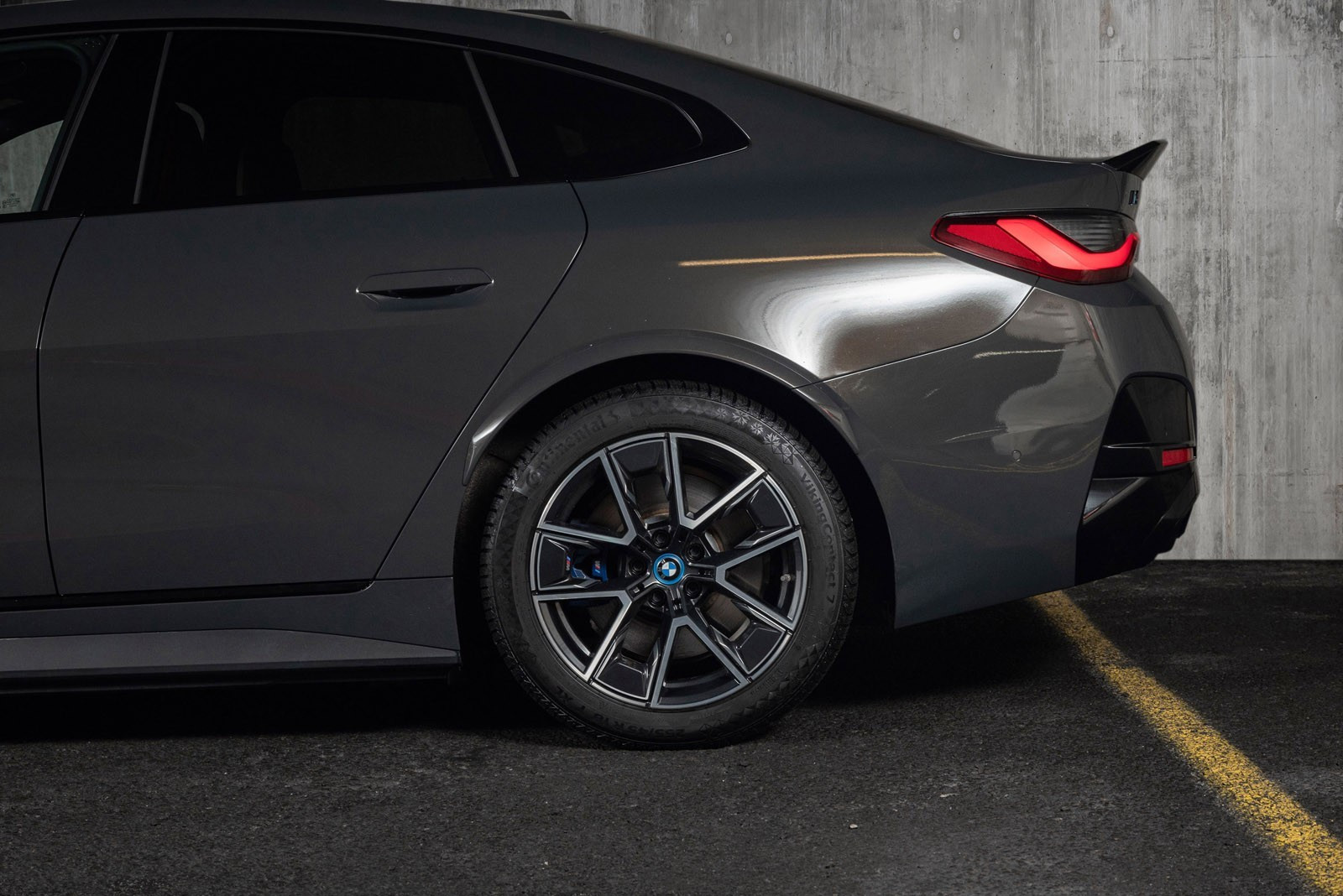 BMW i4 M50