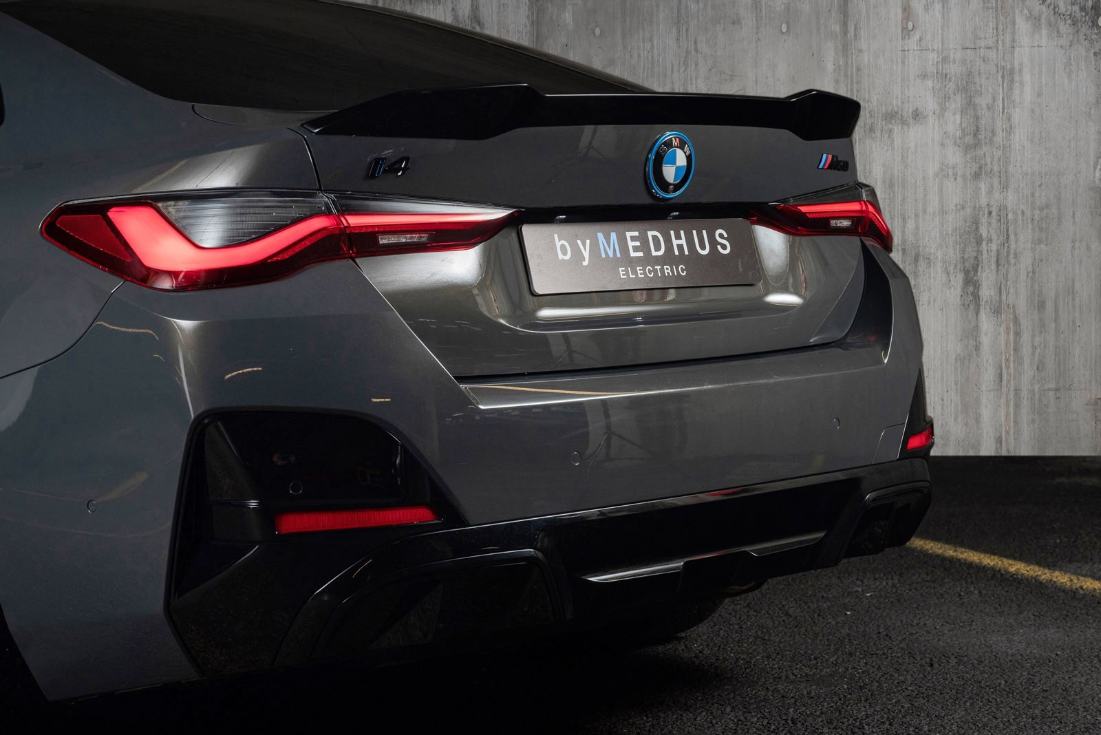BMW i4 M50