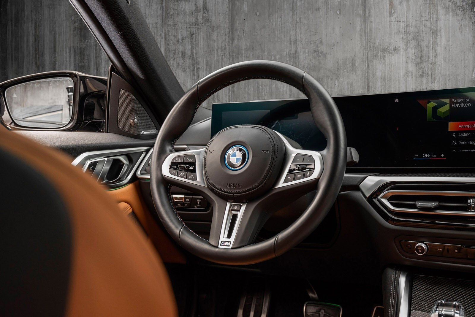 BMW i4 M50