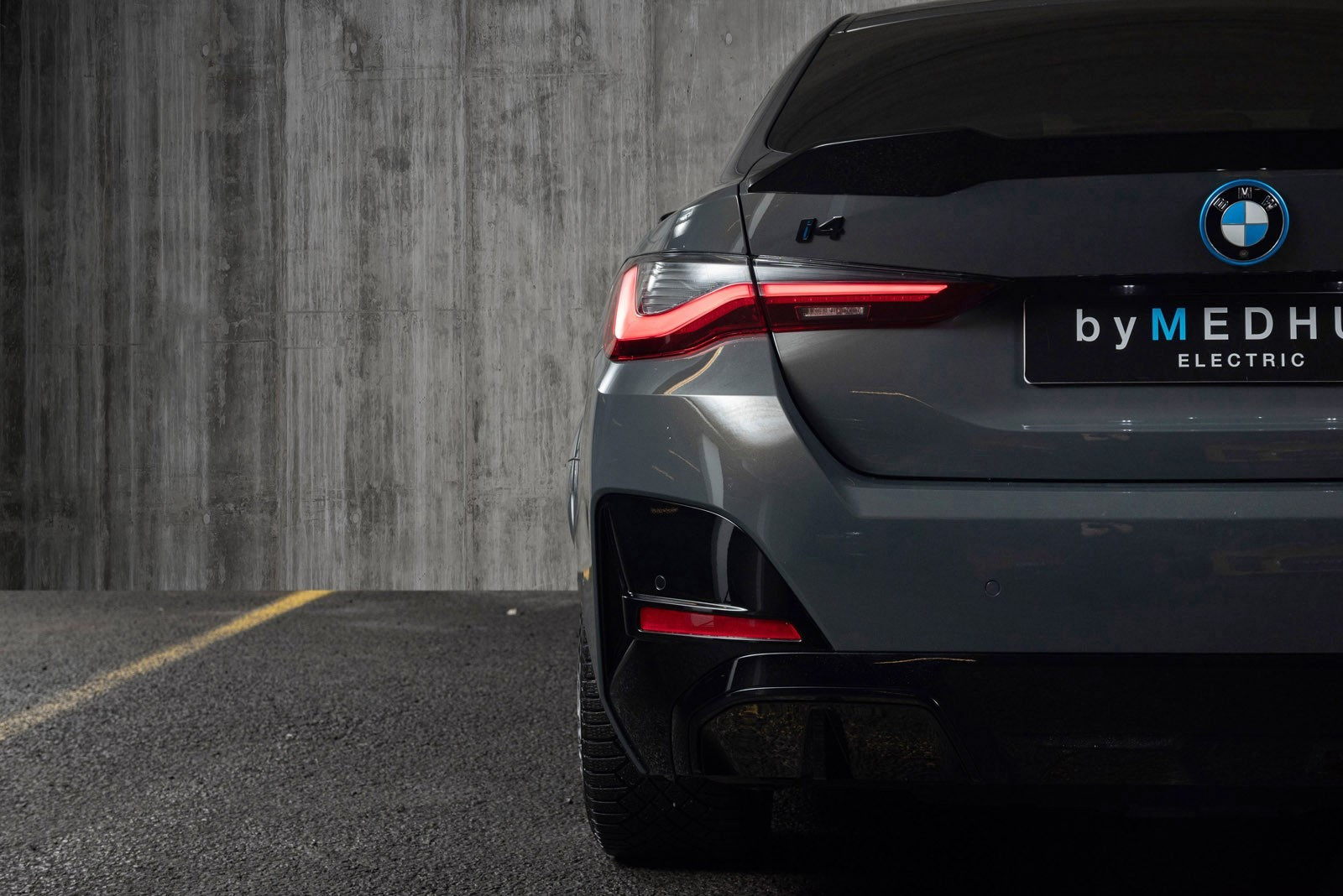BMW i4 M50