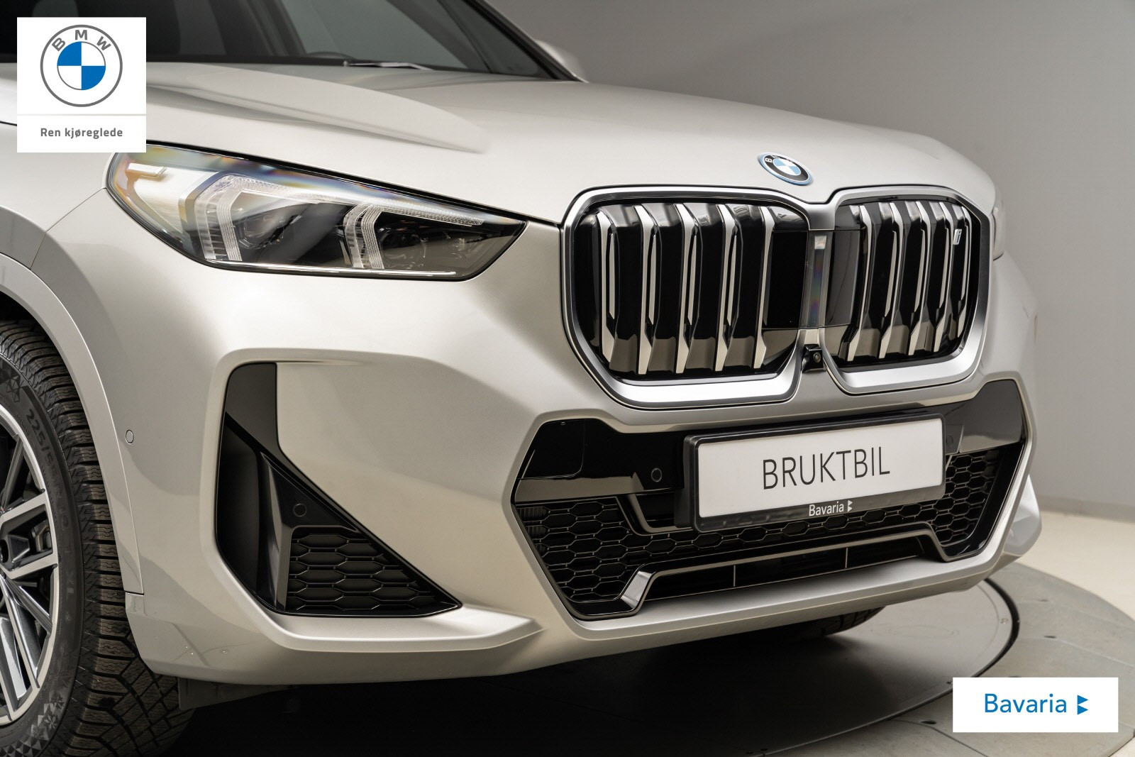 BMW iX1