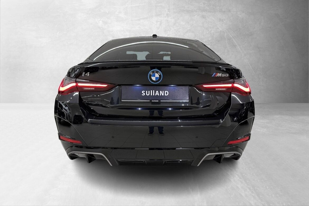 BMW i4 M50