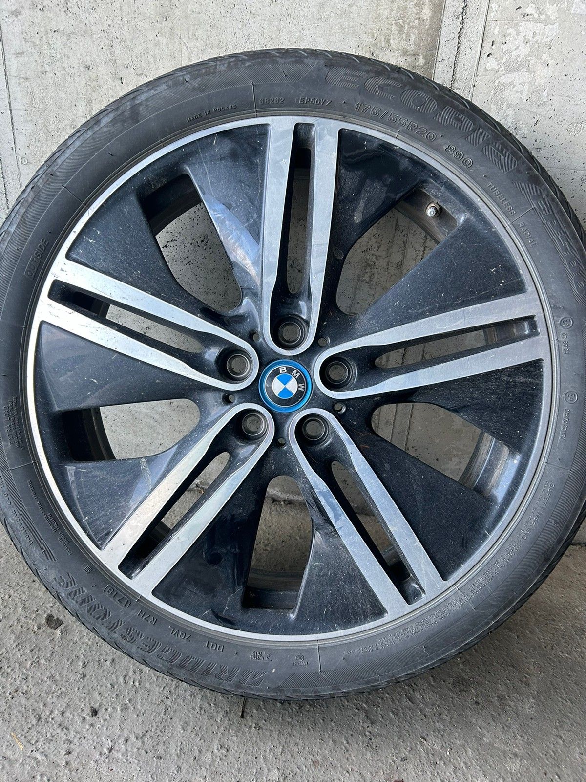 BMW i3
