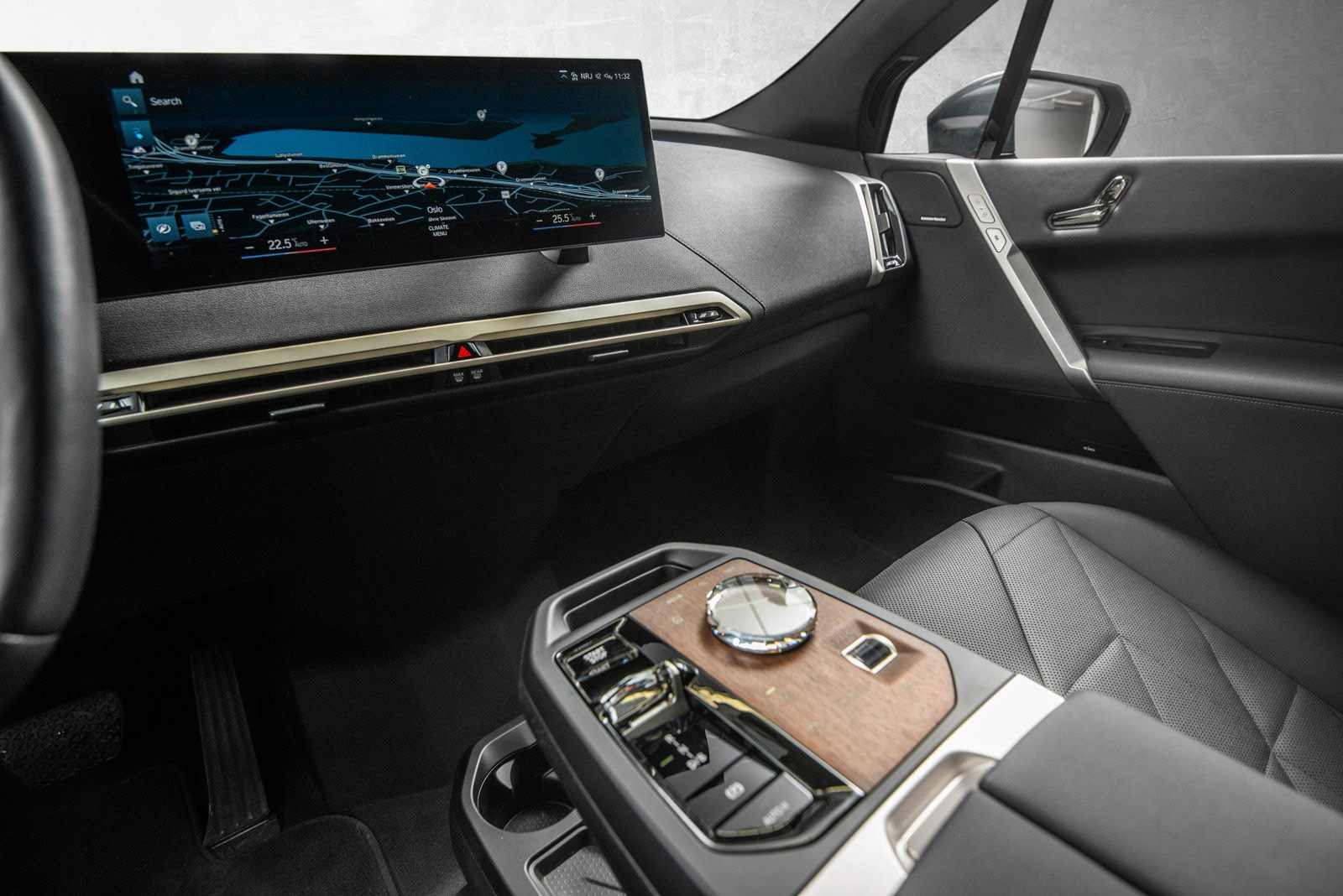 BMW iX xDrive 40