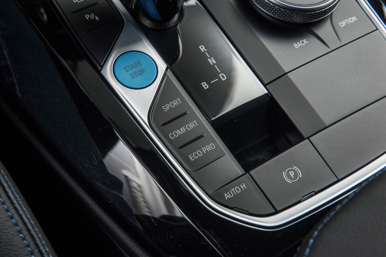 BMW iX3