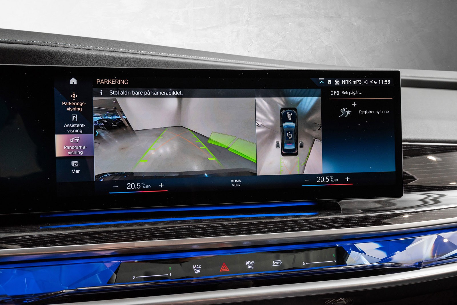 BMW i7