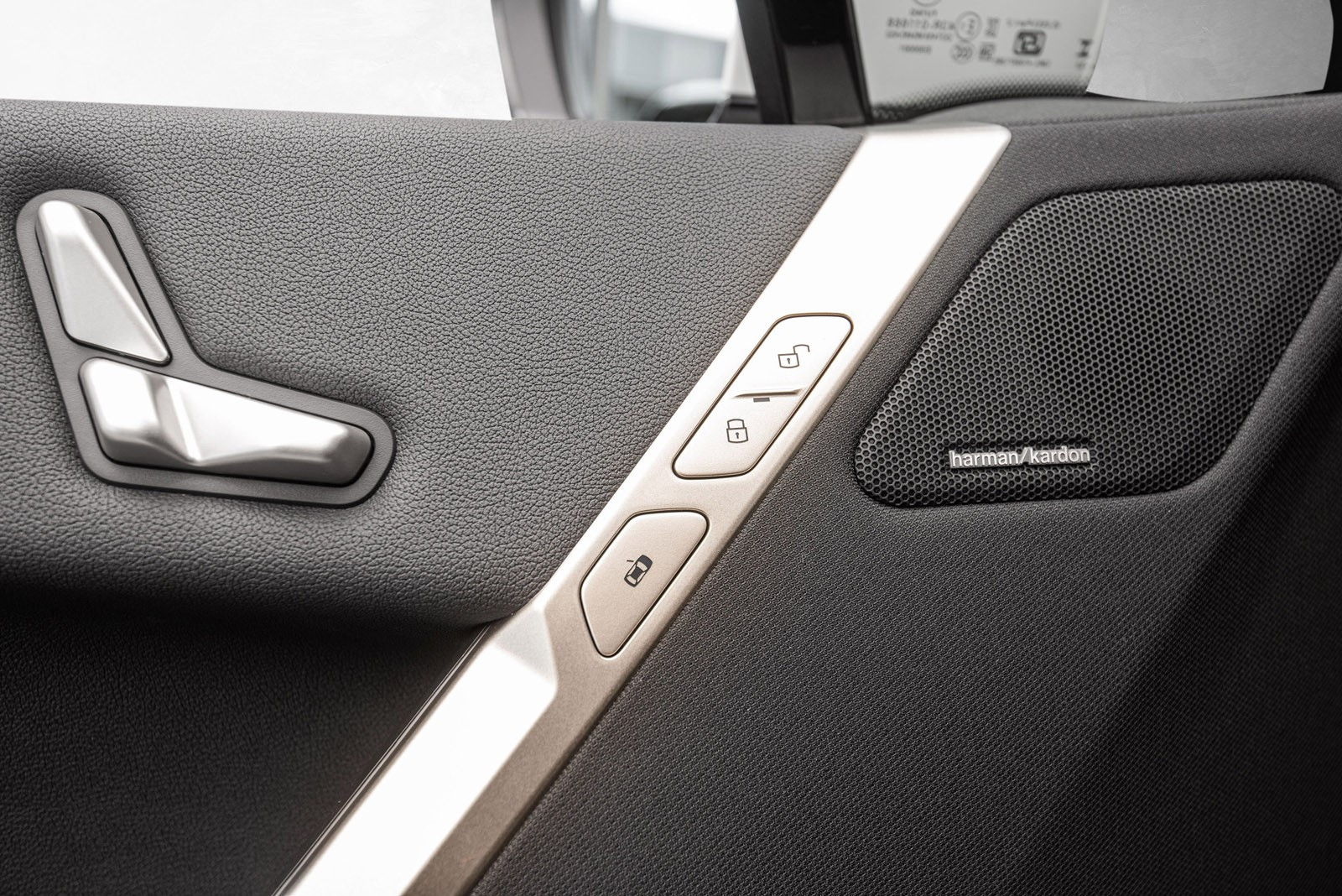 BMW iX xDrive 40