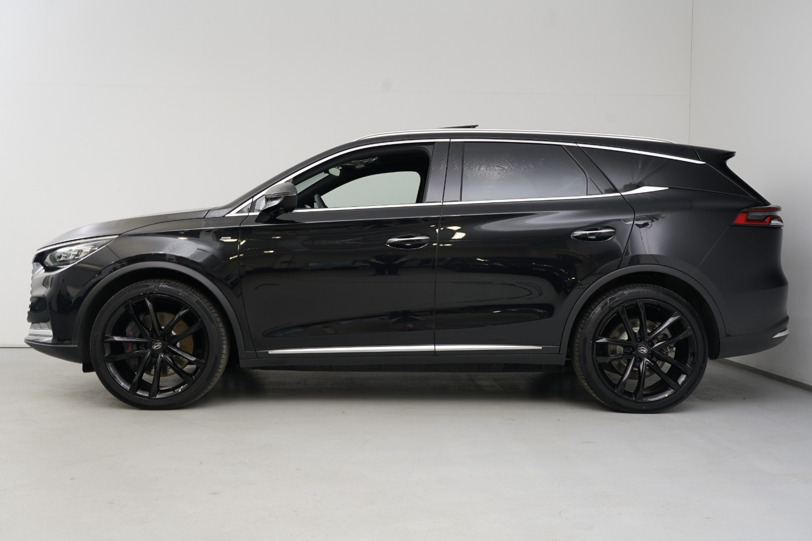 BYD Tang