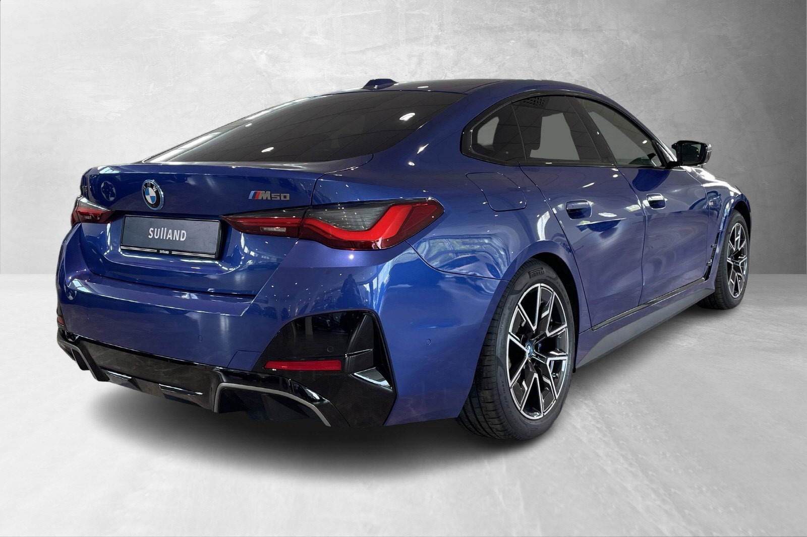 BMW i4 M50