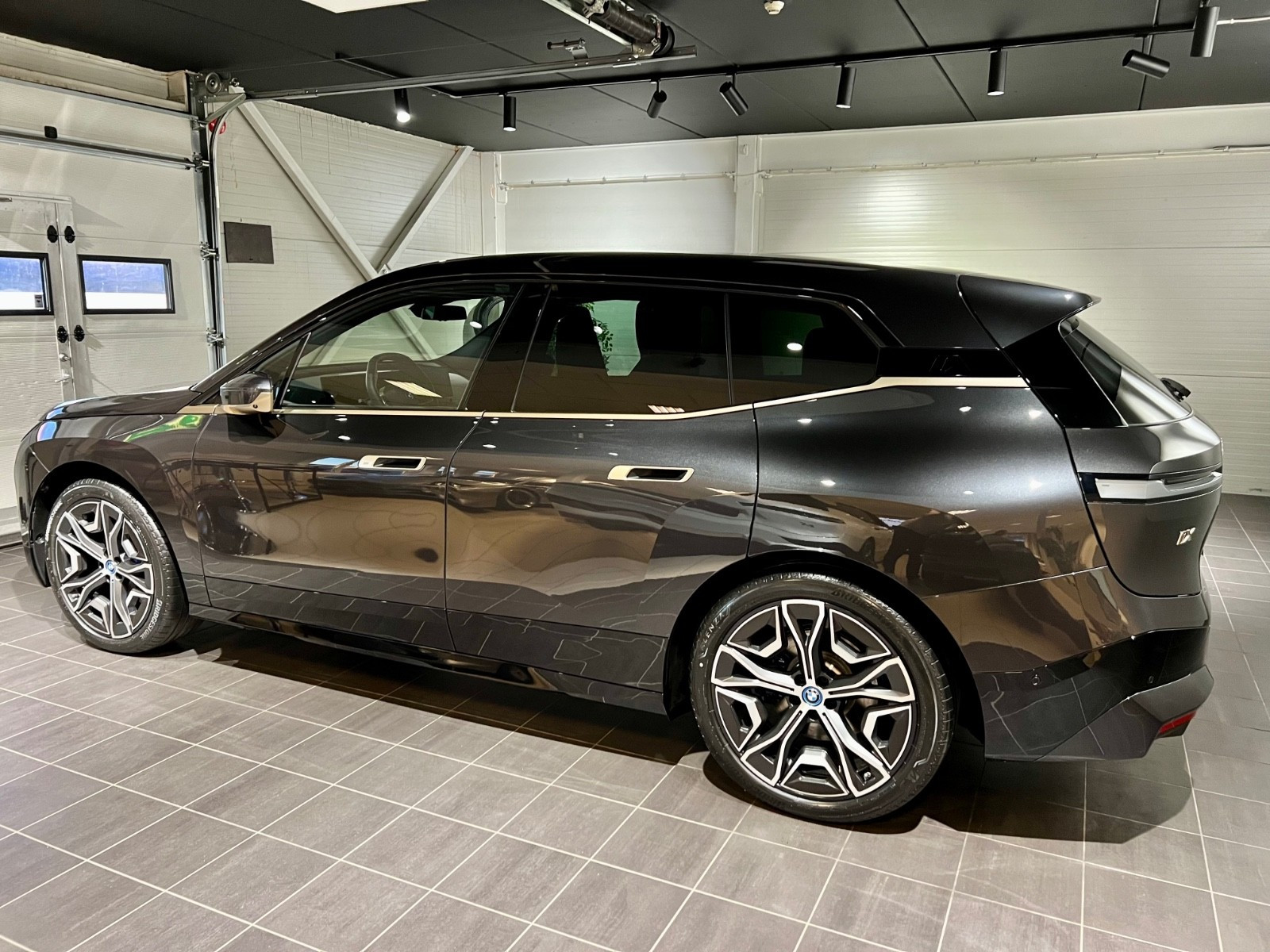 BMW iX xDrive 50