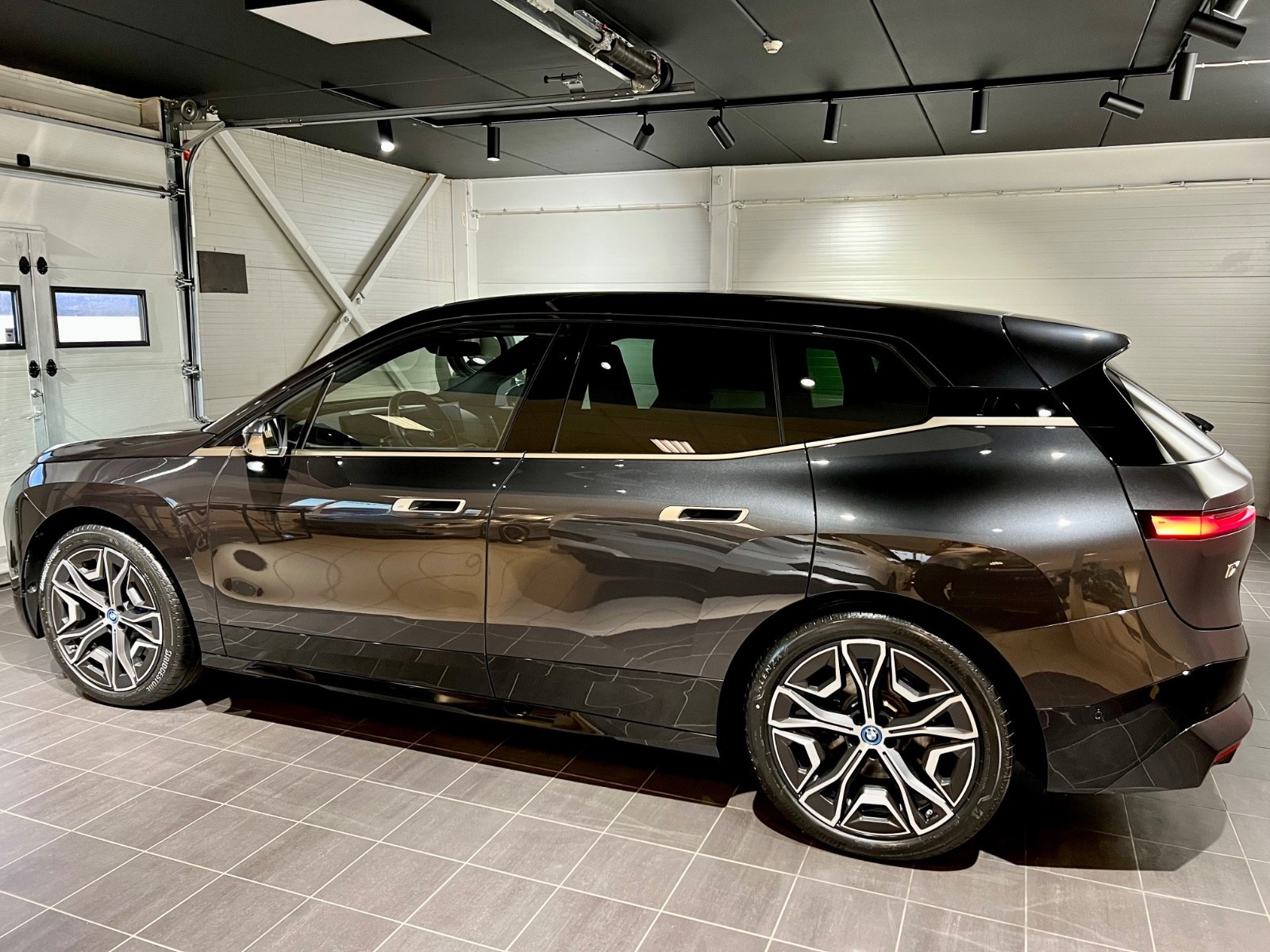 BMW iX xDrive 50