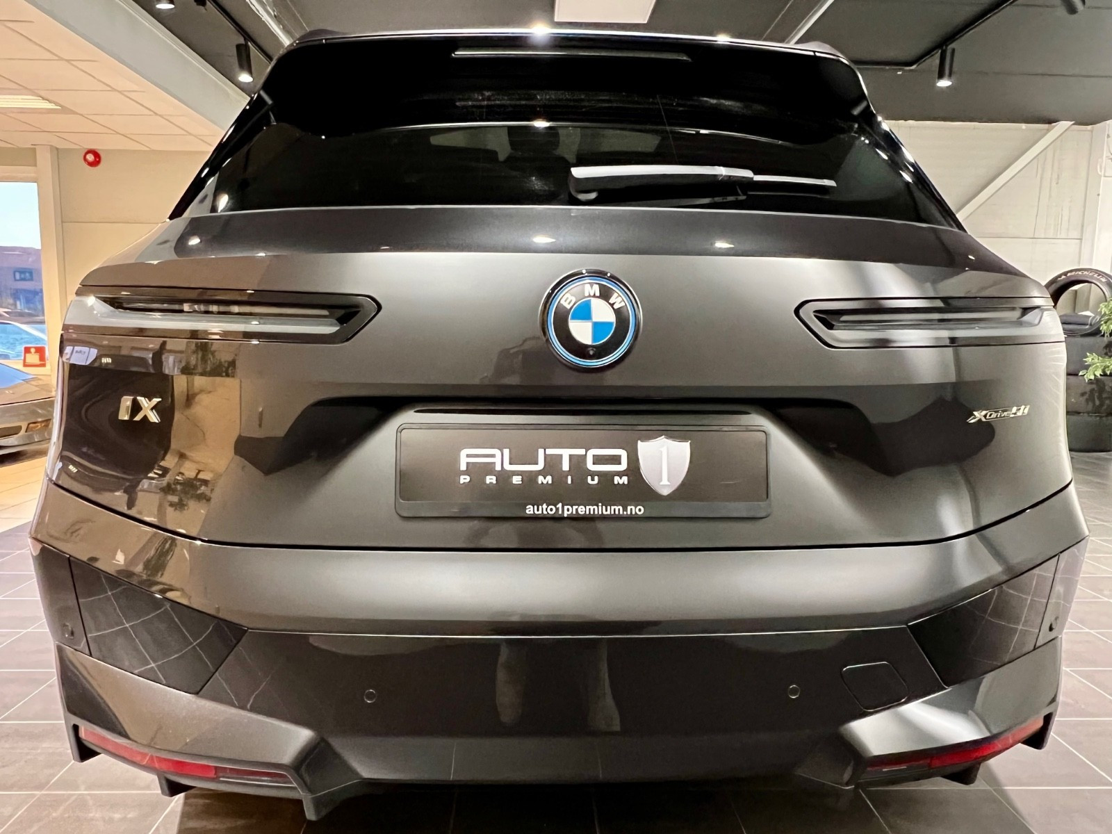 BMW iX xDrive 50