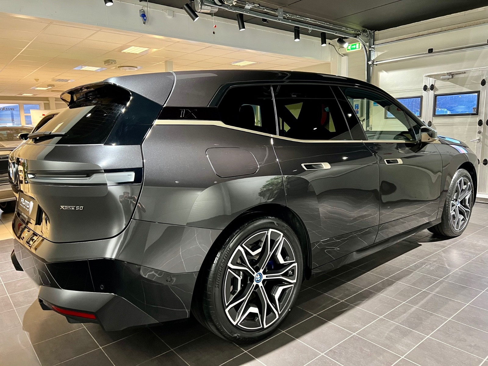 BMW iX xDrive 50