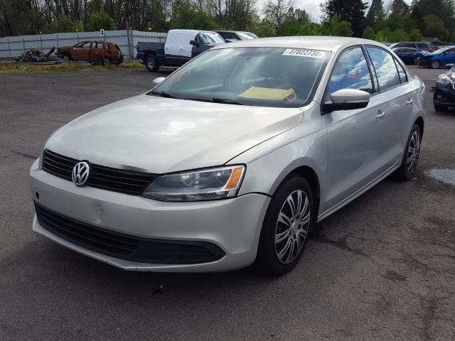 Volkswagen Jetta SE 2011