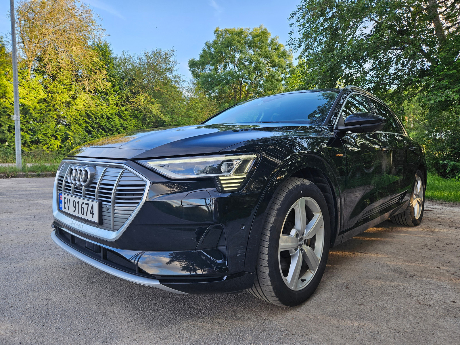Audi e-tron