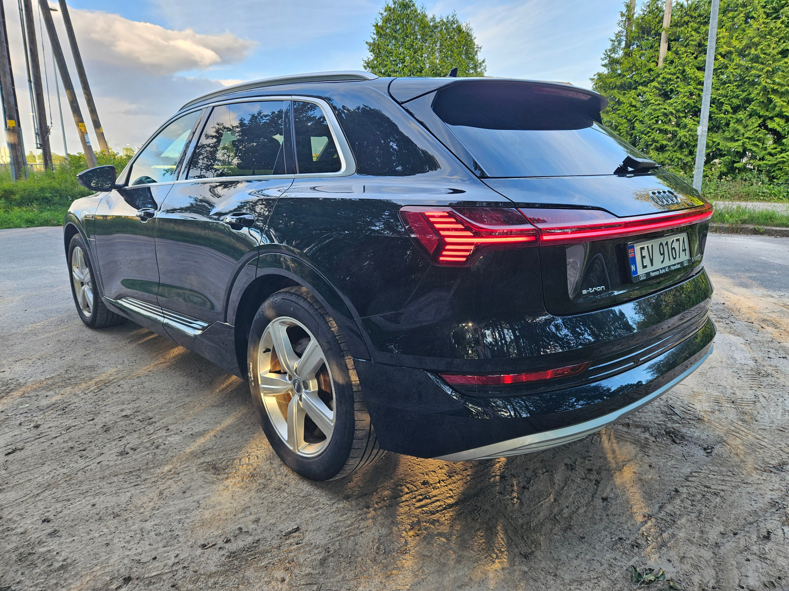 Audi e-tron