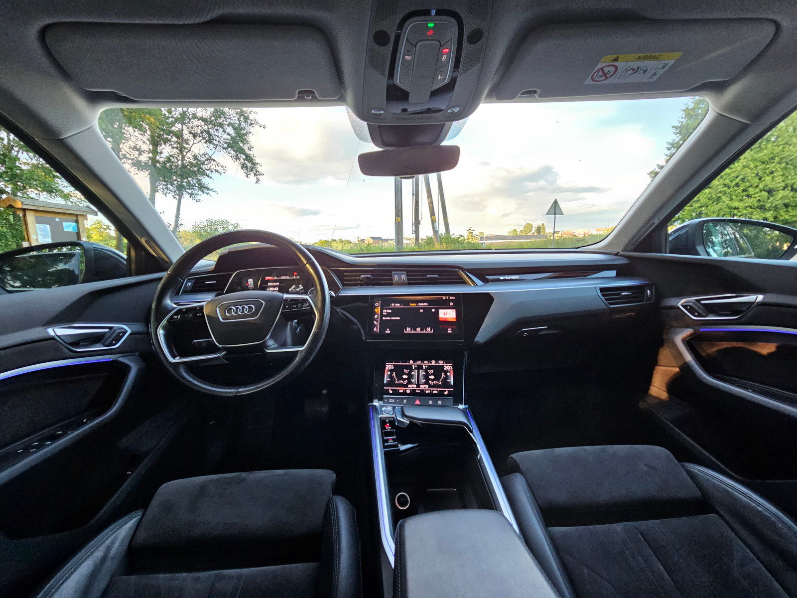 Audi e-tron
