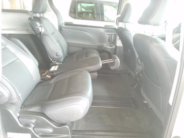 Toyota Sienna SE 2018