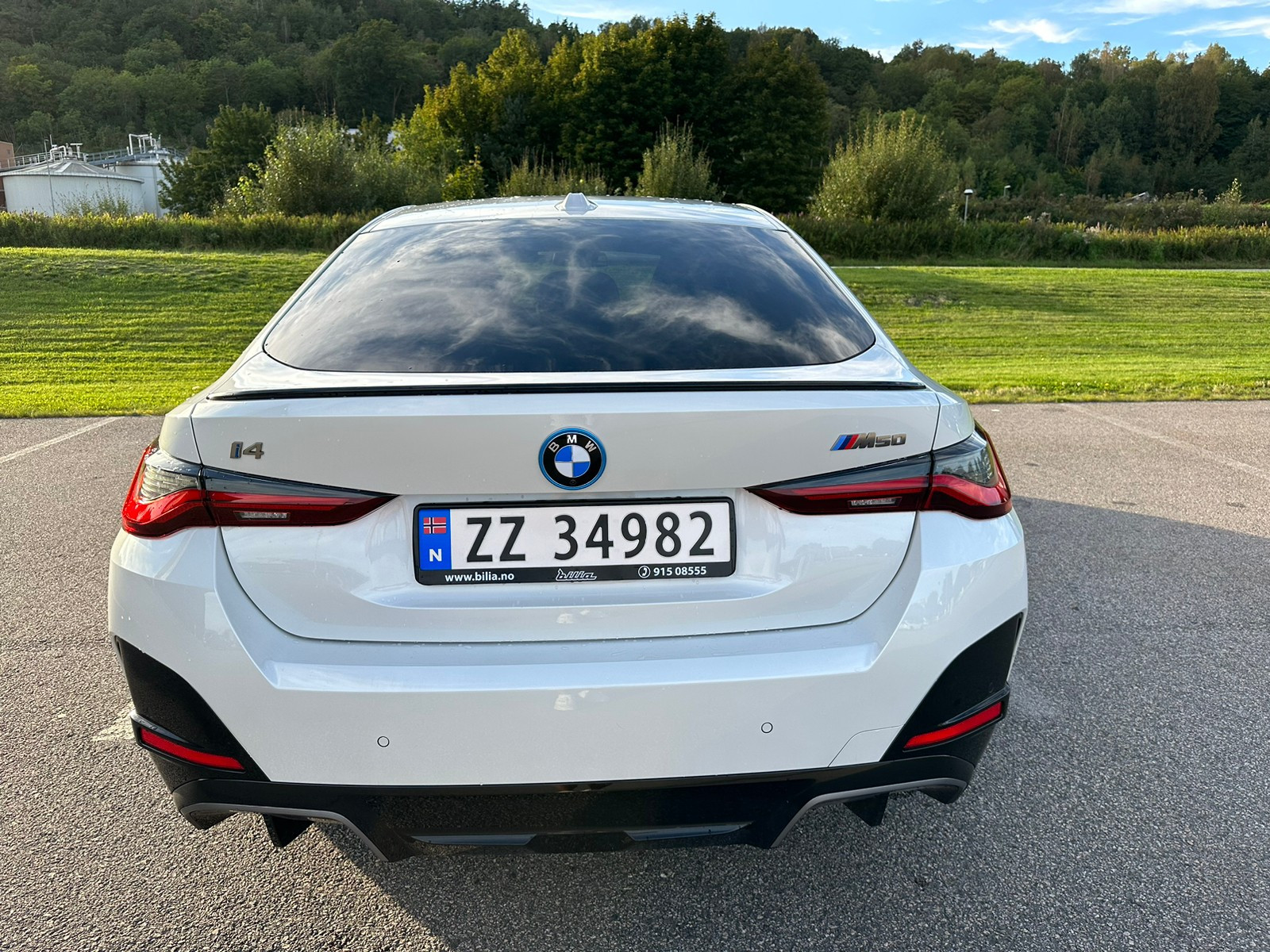 BMW i4 M50