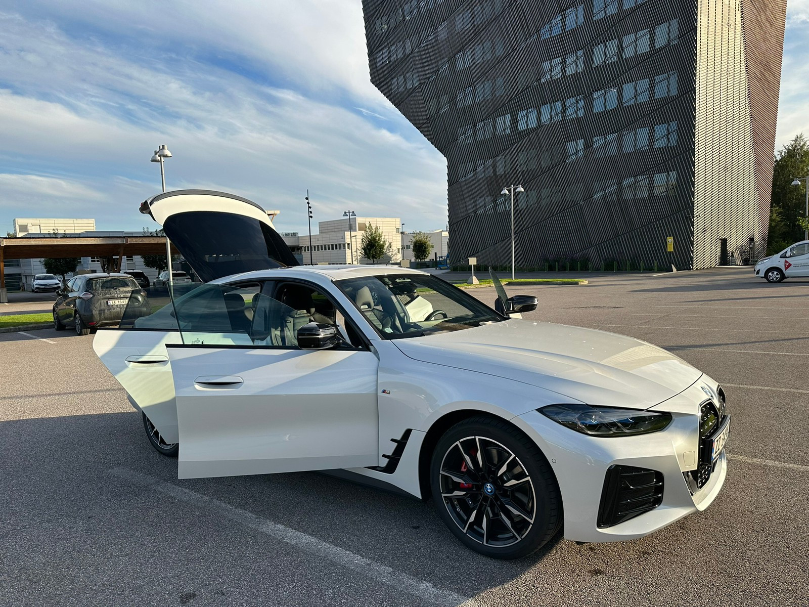 BMW i4 M50