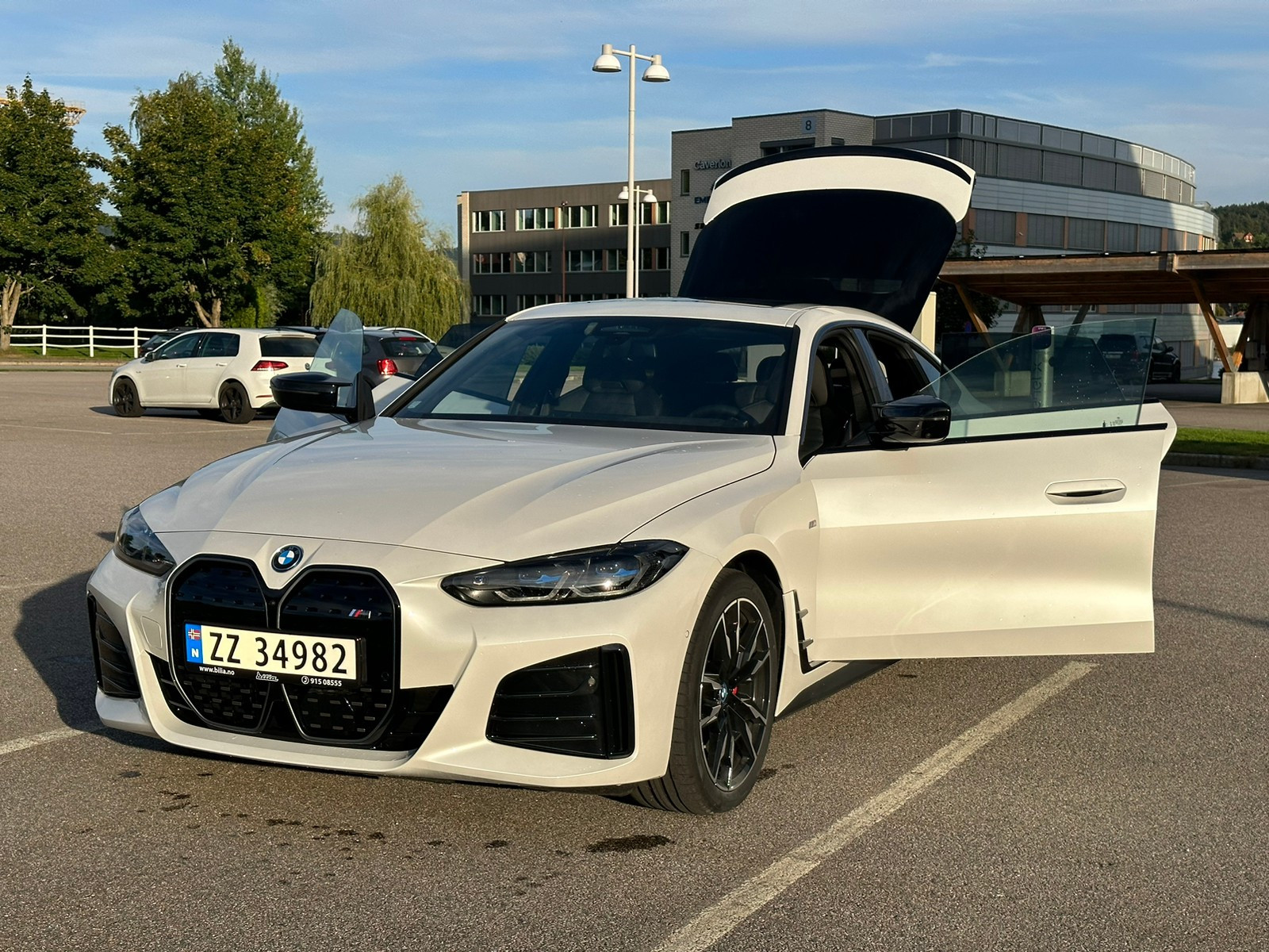 BMW i4 M50