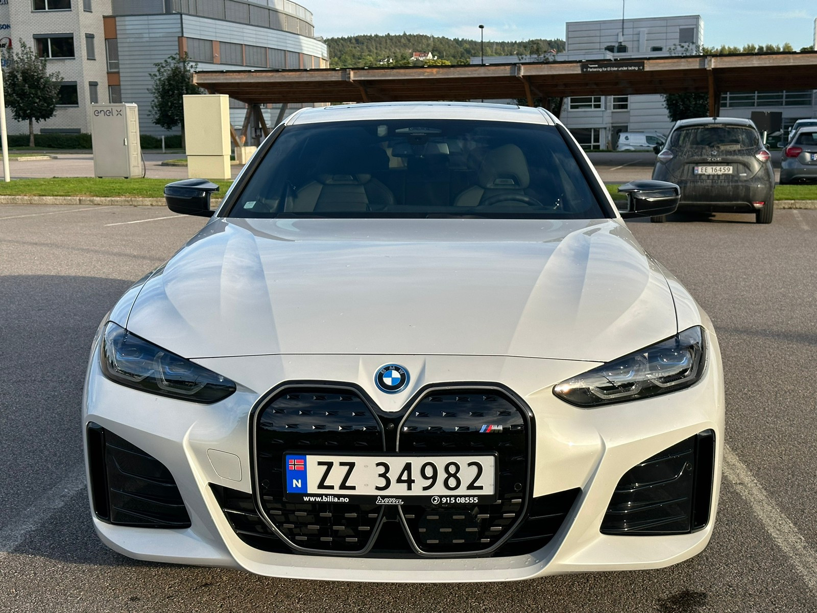 BMW i4 M50