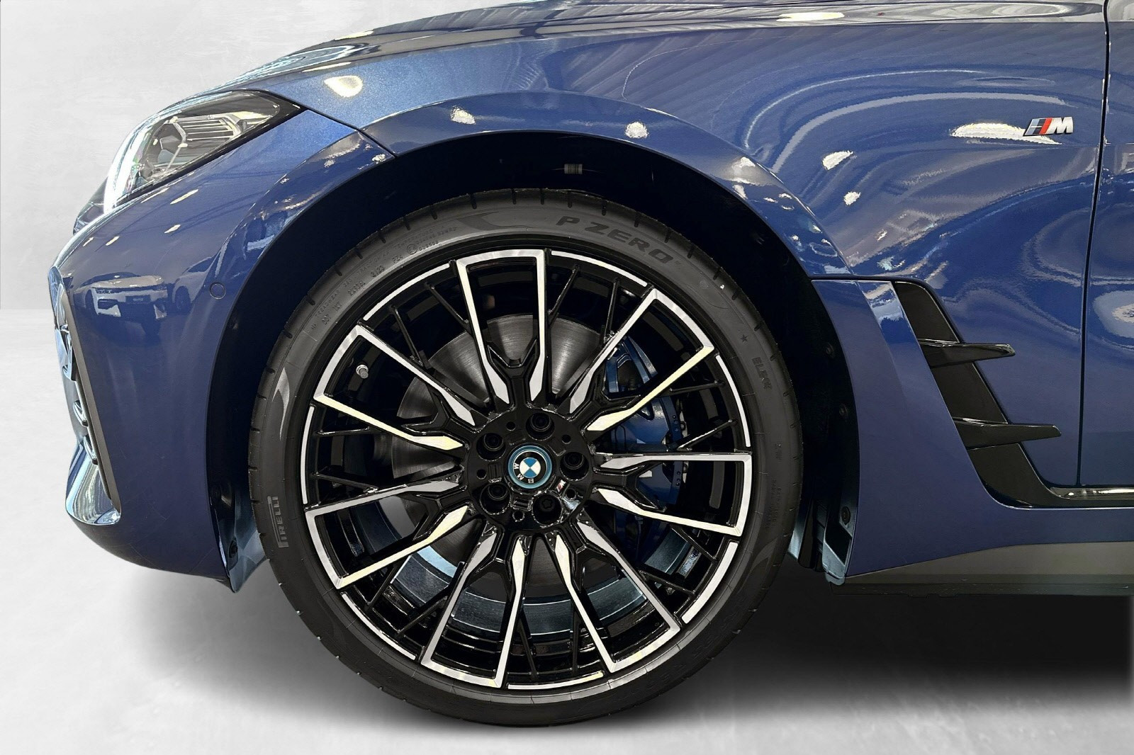 BMW i4 M50