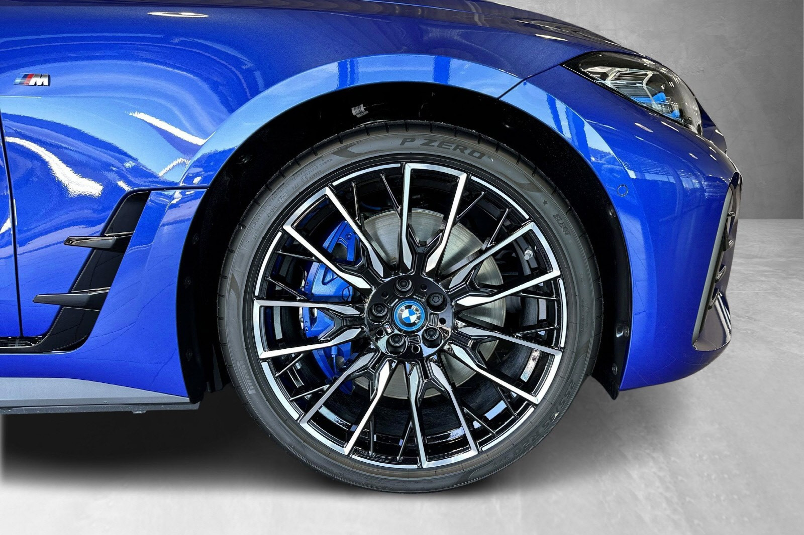 BMW i4 M50
