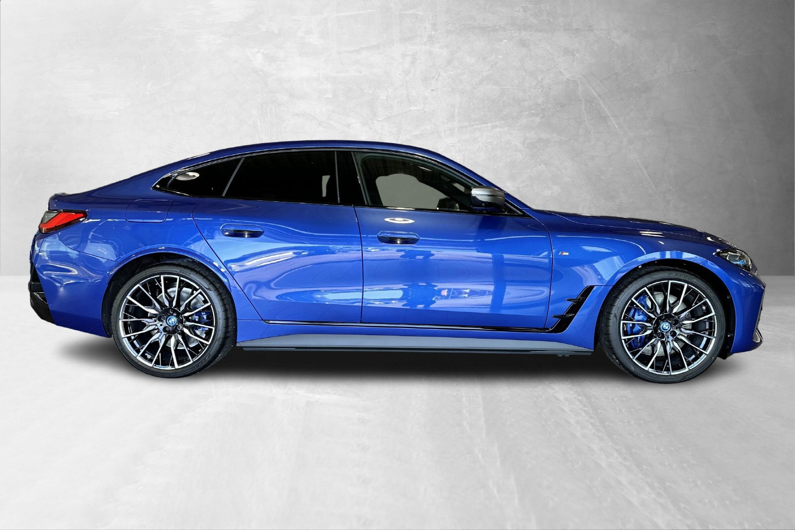 BMW i4 M50