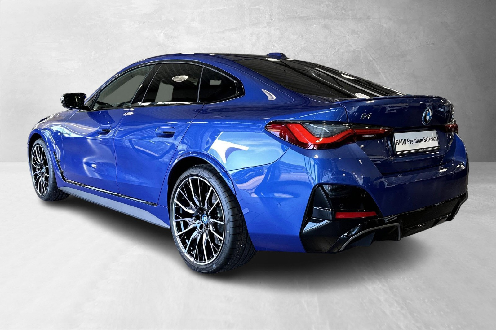 BMW i4 M50