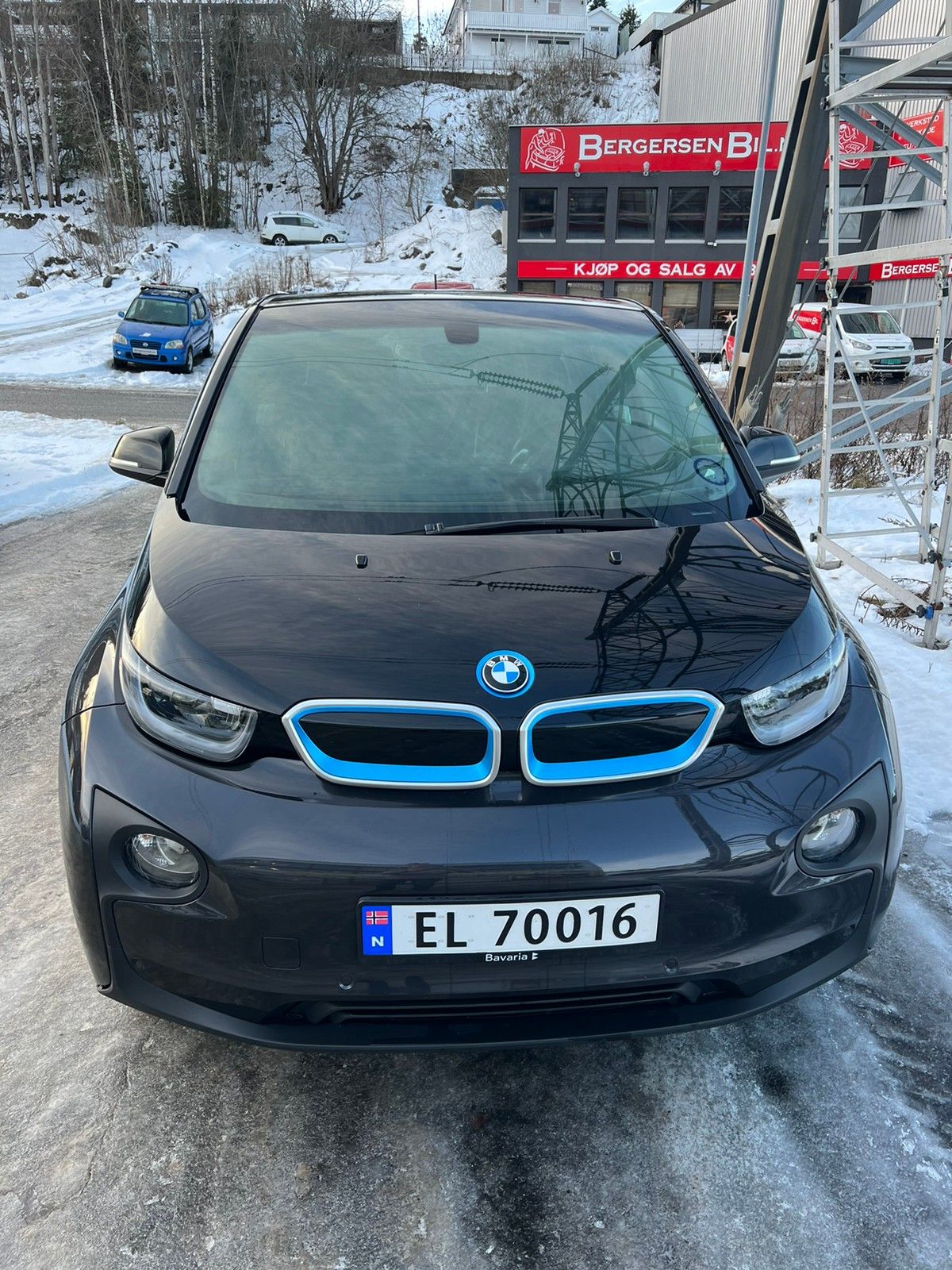 BMW i3