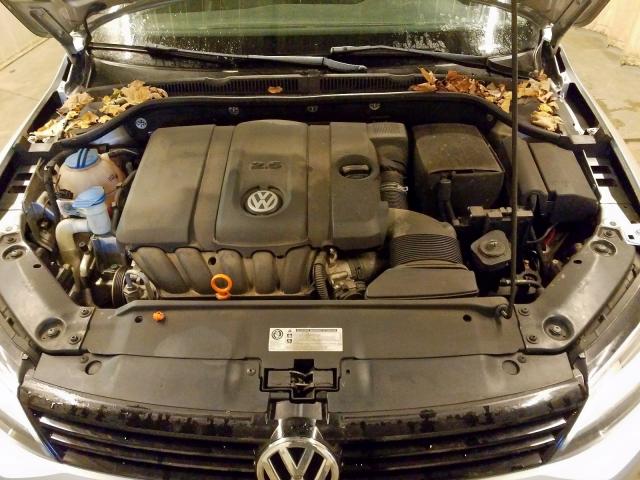 Volkswagen Jetta SE 2012