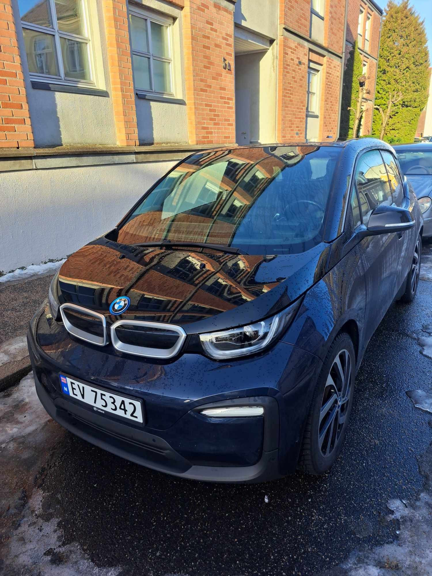 BMW i3