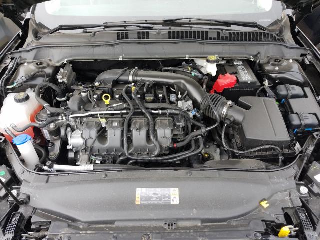 Ford Fusion Titanium 2020