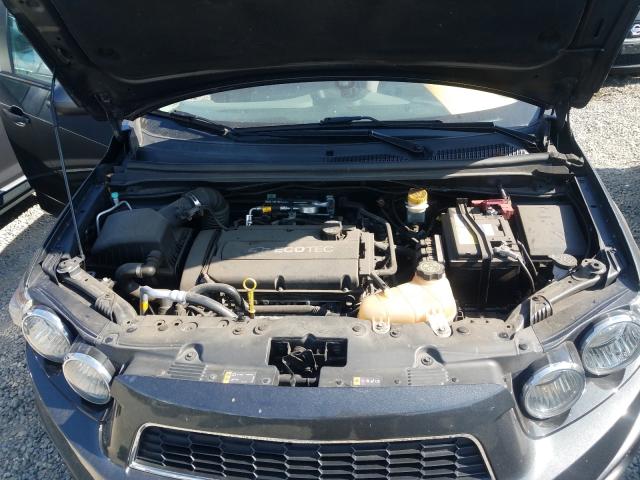 Chevrolet Sonic LS 2016