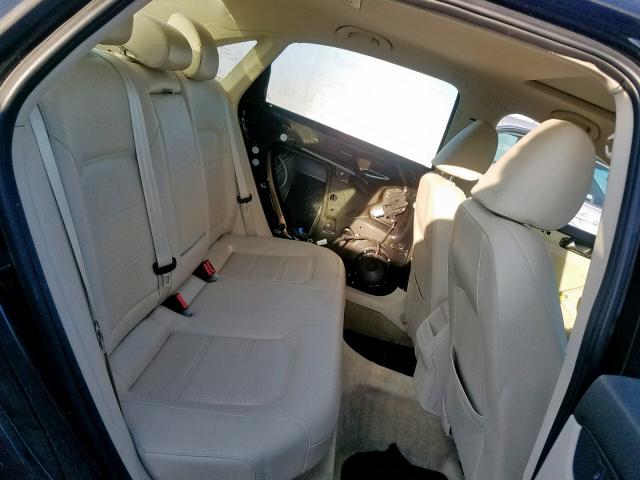Volkswagen Passat SE 2012