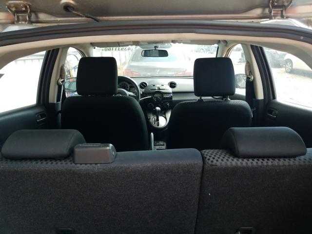Mazda 2 2013
