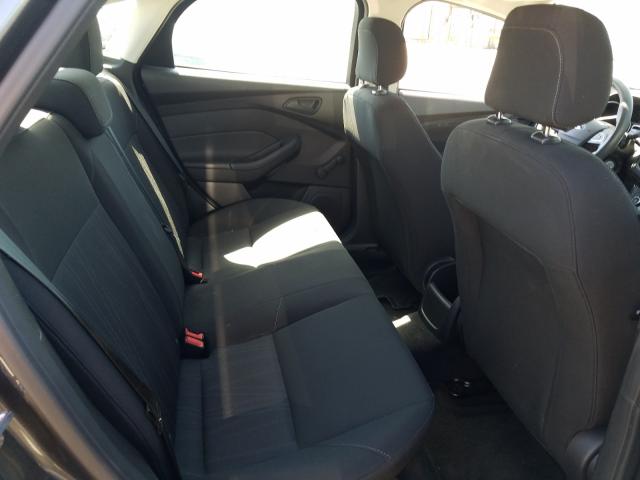Ford Focus S 2016