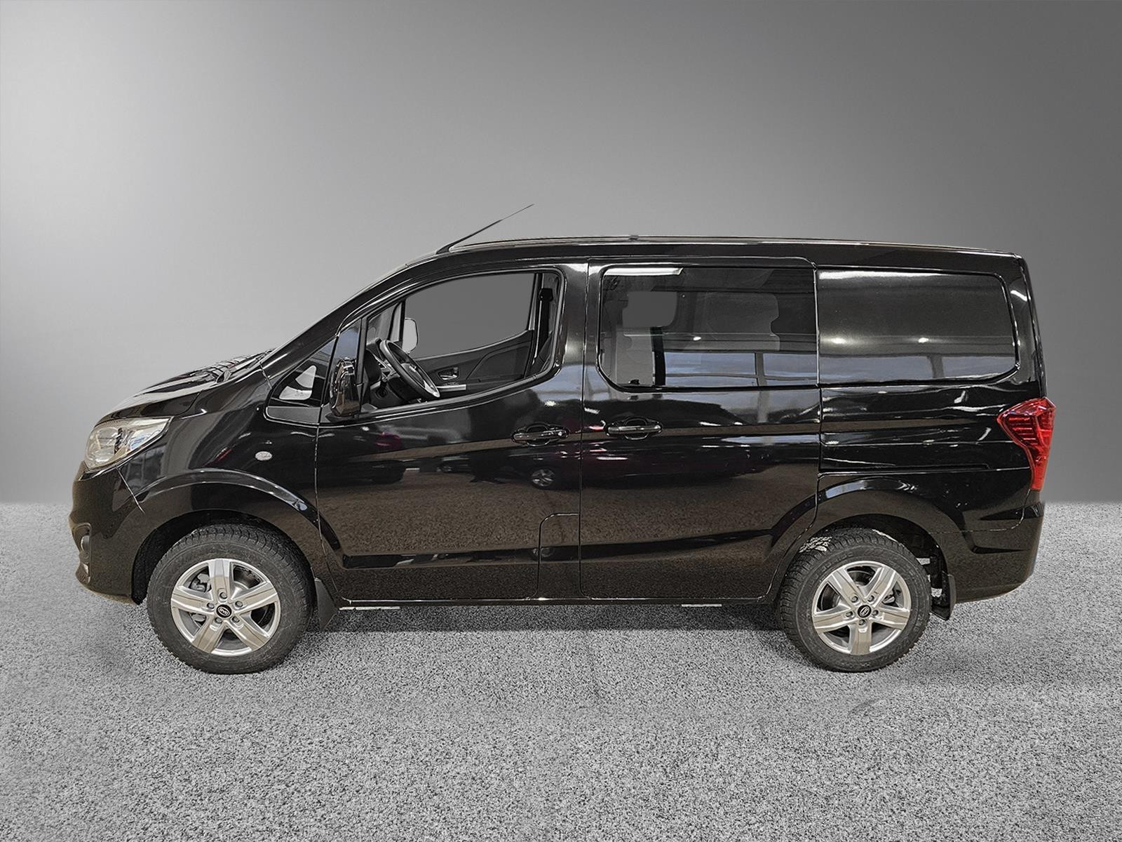 BYD T3