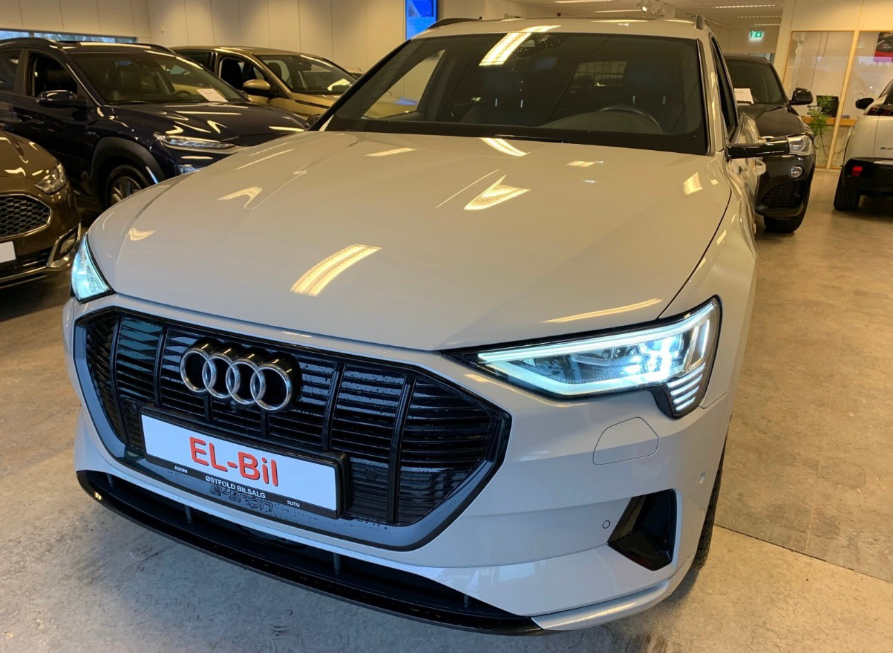 Audi e-tron