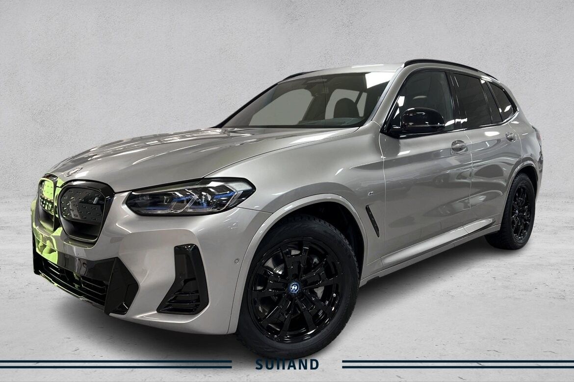 BMW iX3