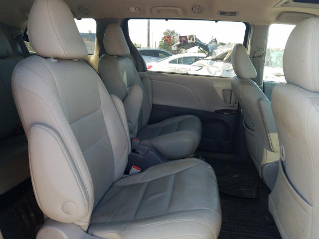 Toyota Sienna XLE 2017