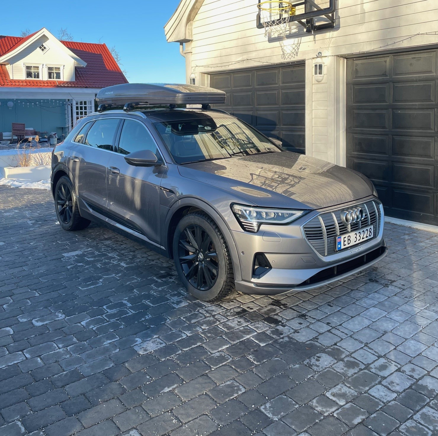 Audi e-tron